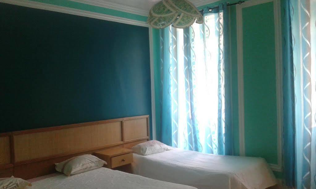 Local Private Hostal *