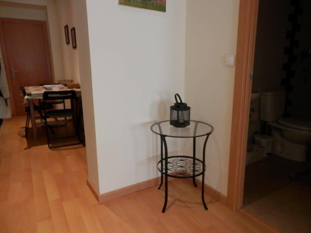 Cozy In Center Apartment *