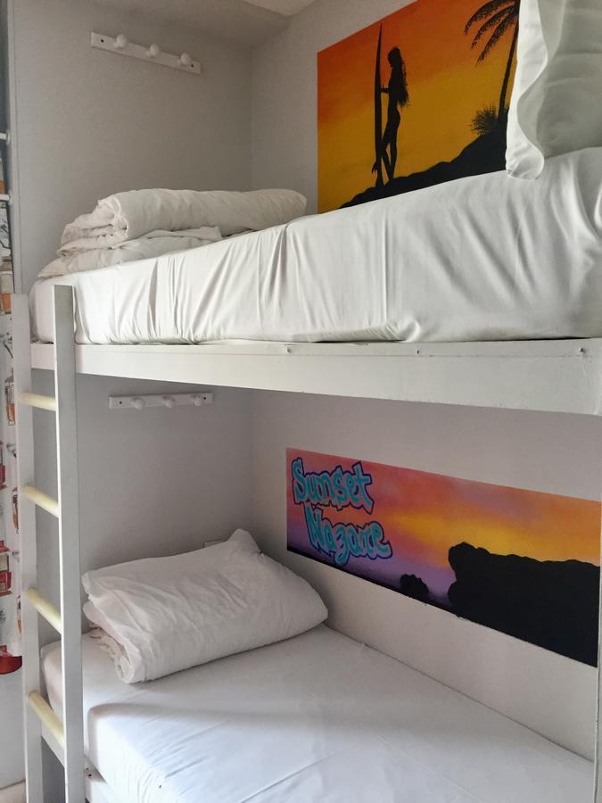 Golden Tram 242 & Hostal *