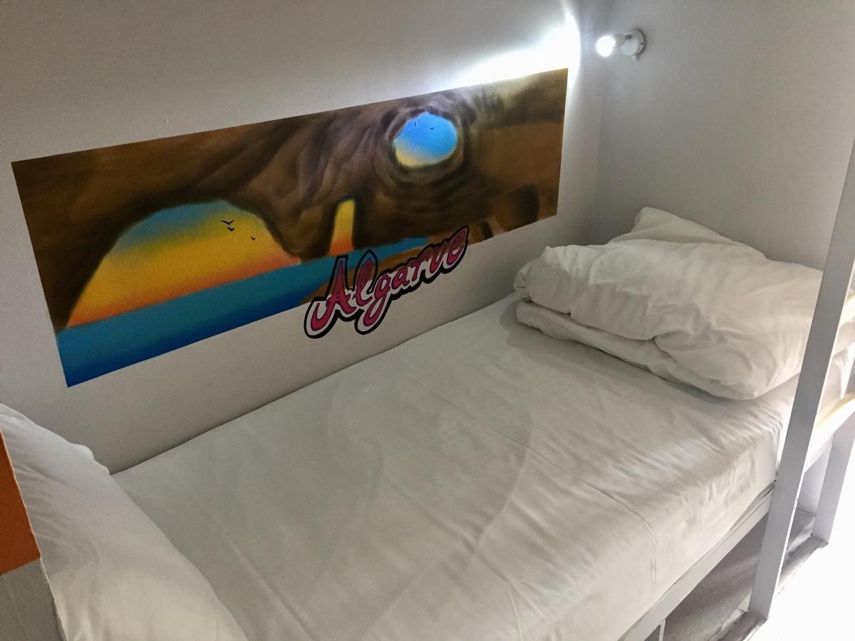 Golden Tram 242 & Hostal *