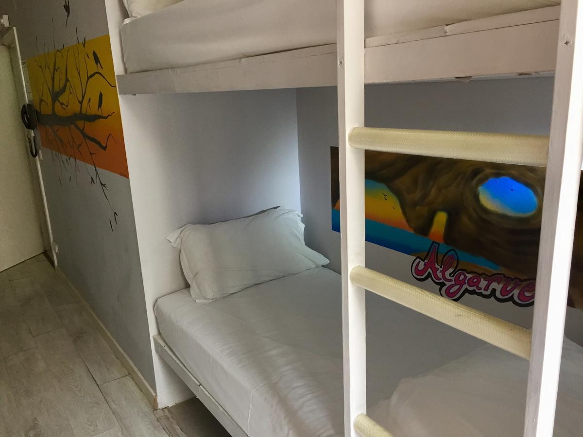 Hostal Golden Tram 242 & Lisboa
