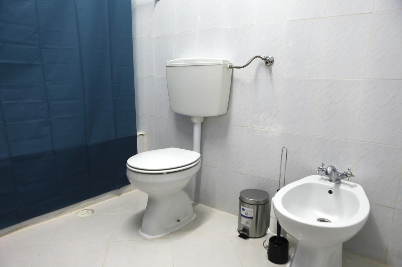 Hostal Avenida *