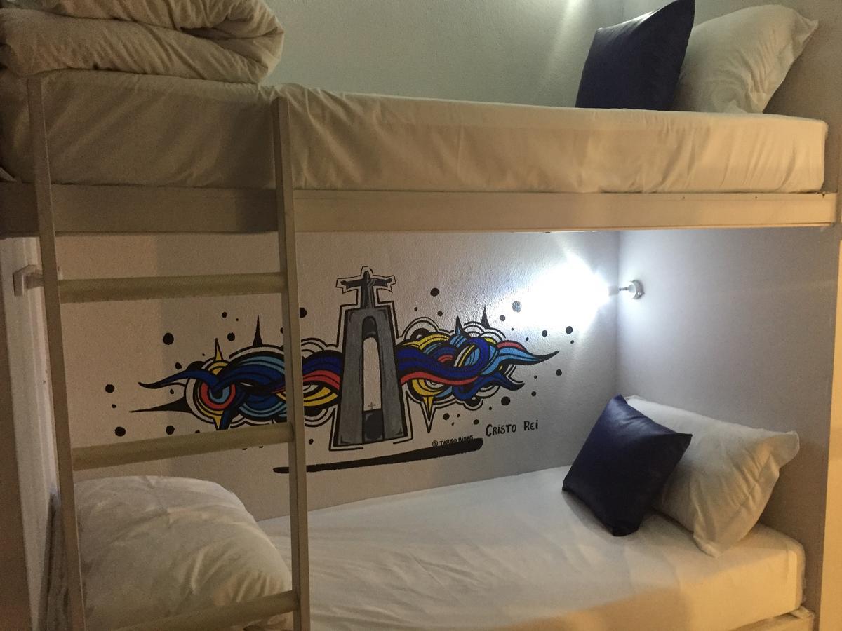 Hostal Golden Tram 242 &