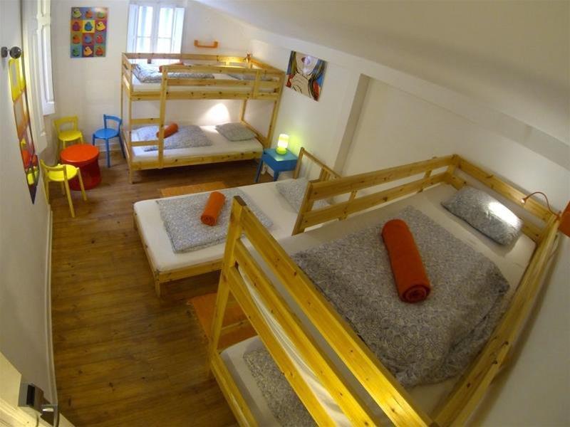 Chillout Hostal Lisboa