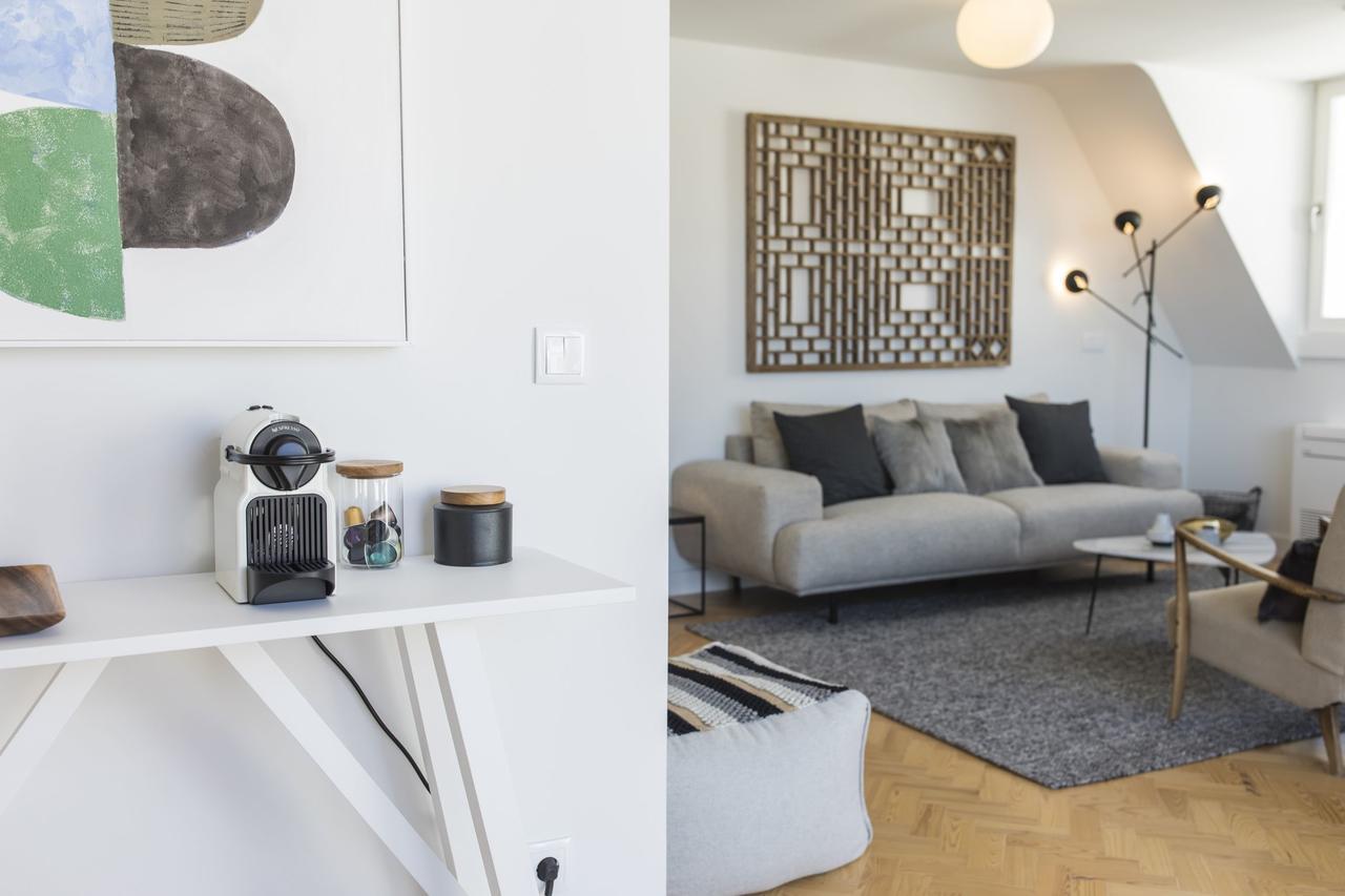 Lovelystay - Penthouse On The Tagus In Alfama Lisboa