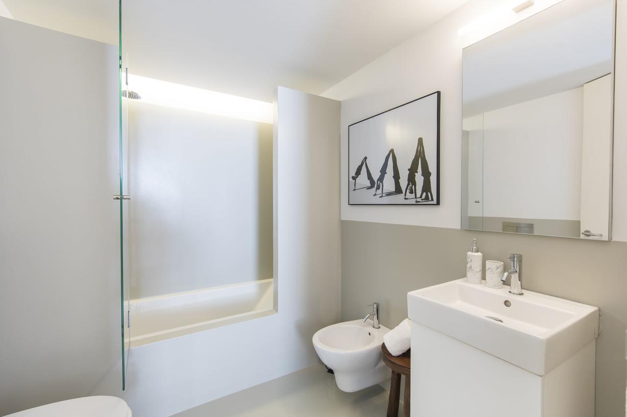 Lovelystay - Penthouse On The Tagus In Alfama Apartment