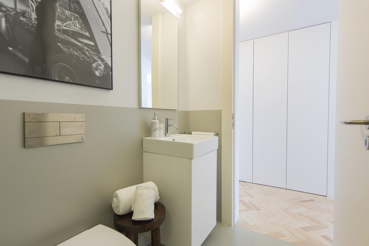 Lovelystay - Penthouse On The Tagus In Alfama Apartment