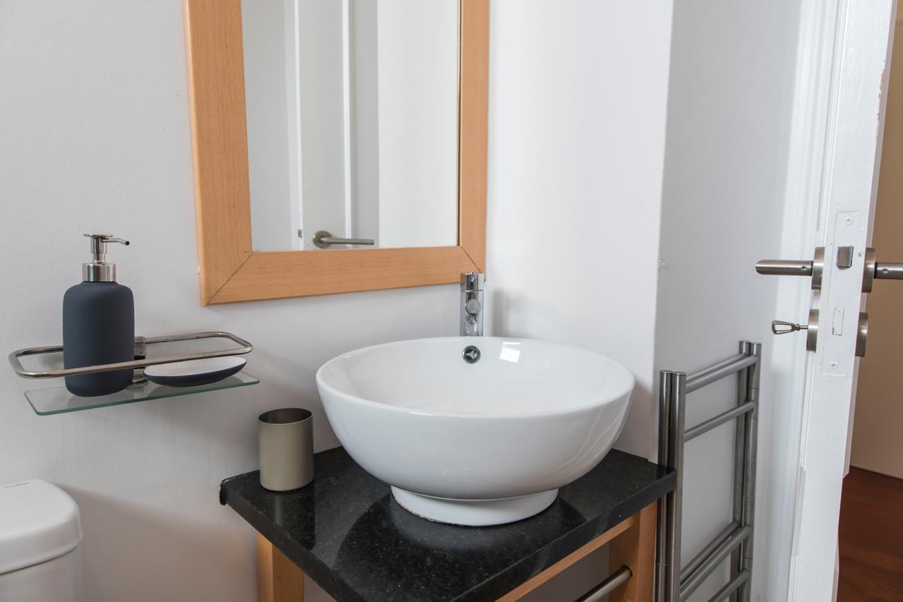Lovelystay - Bica Patio Duplex