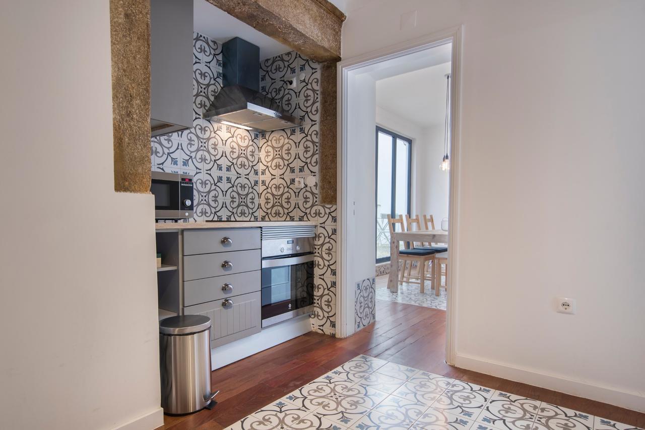 Lovelystay - Bica Patio Duplex Apartamento *