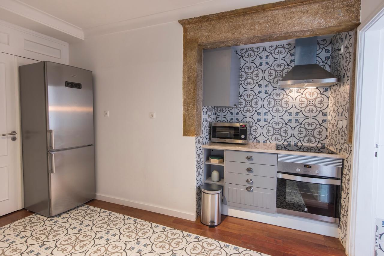 Apartamento Lovelystay - Bica Patio Duplex Lisboa