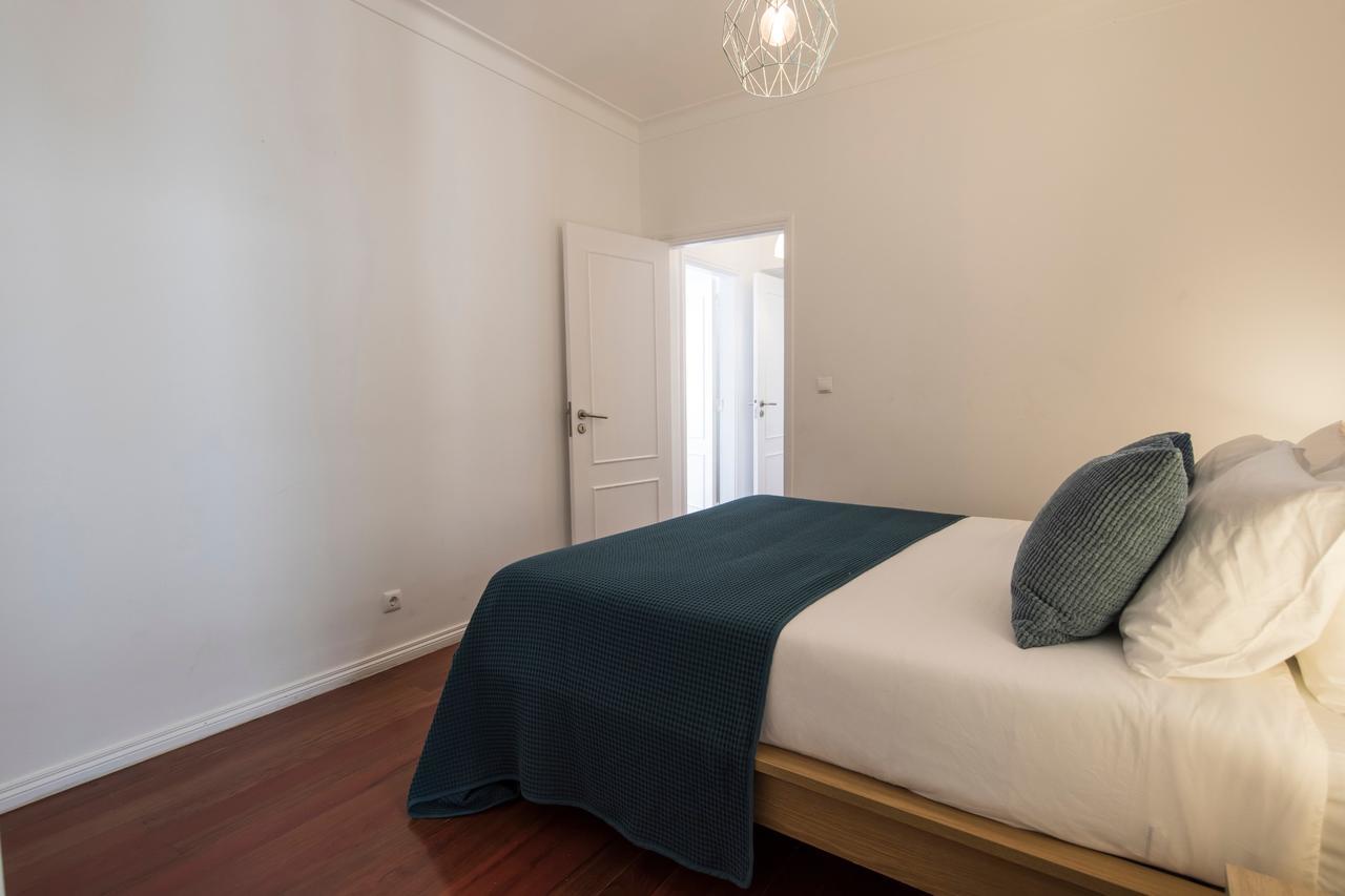 Apartamento Lovelystay - Bica Patio Duplex Lisboa