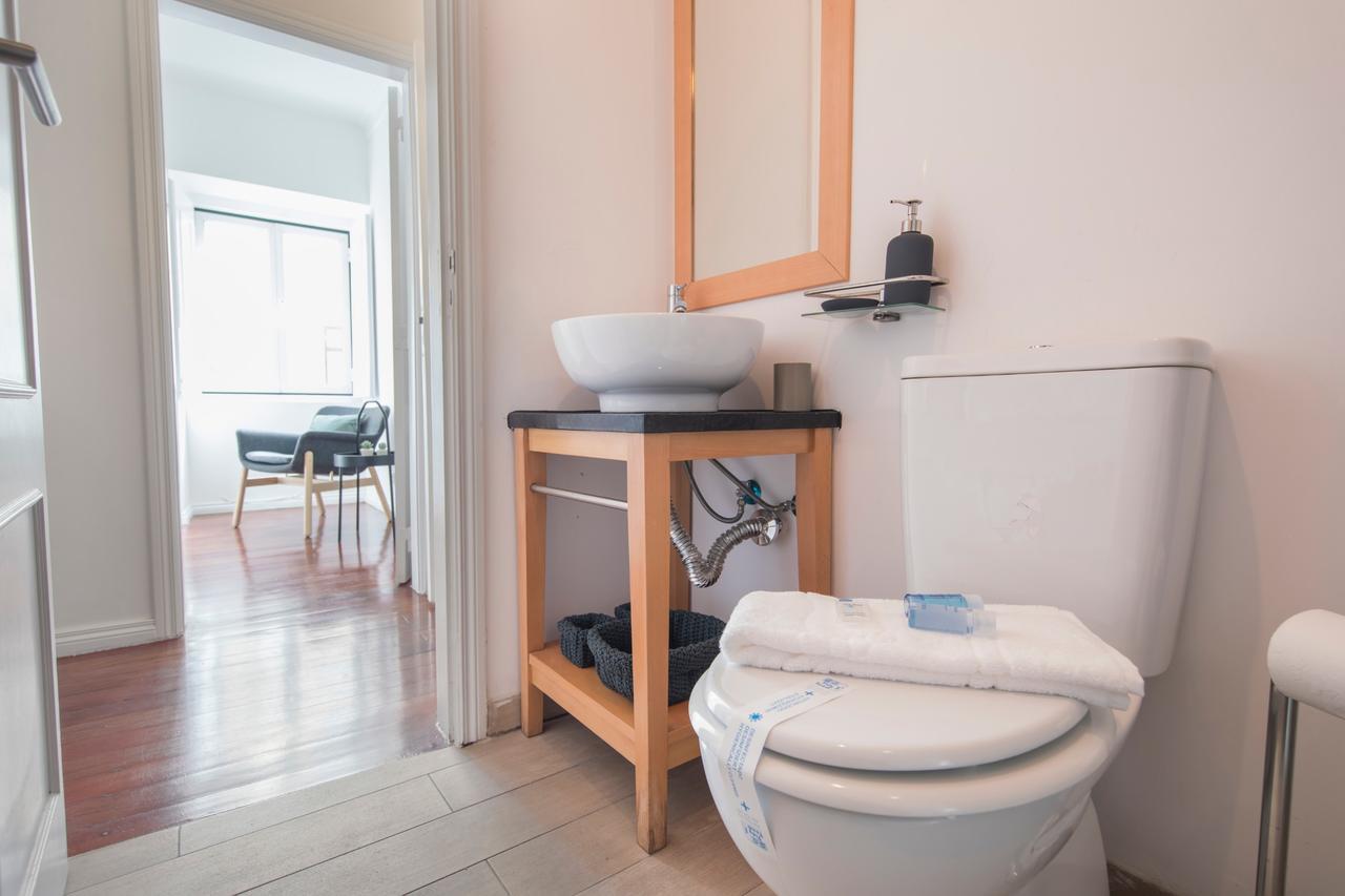 Lovelystay - Bica Patio Duplex Apartamento