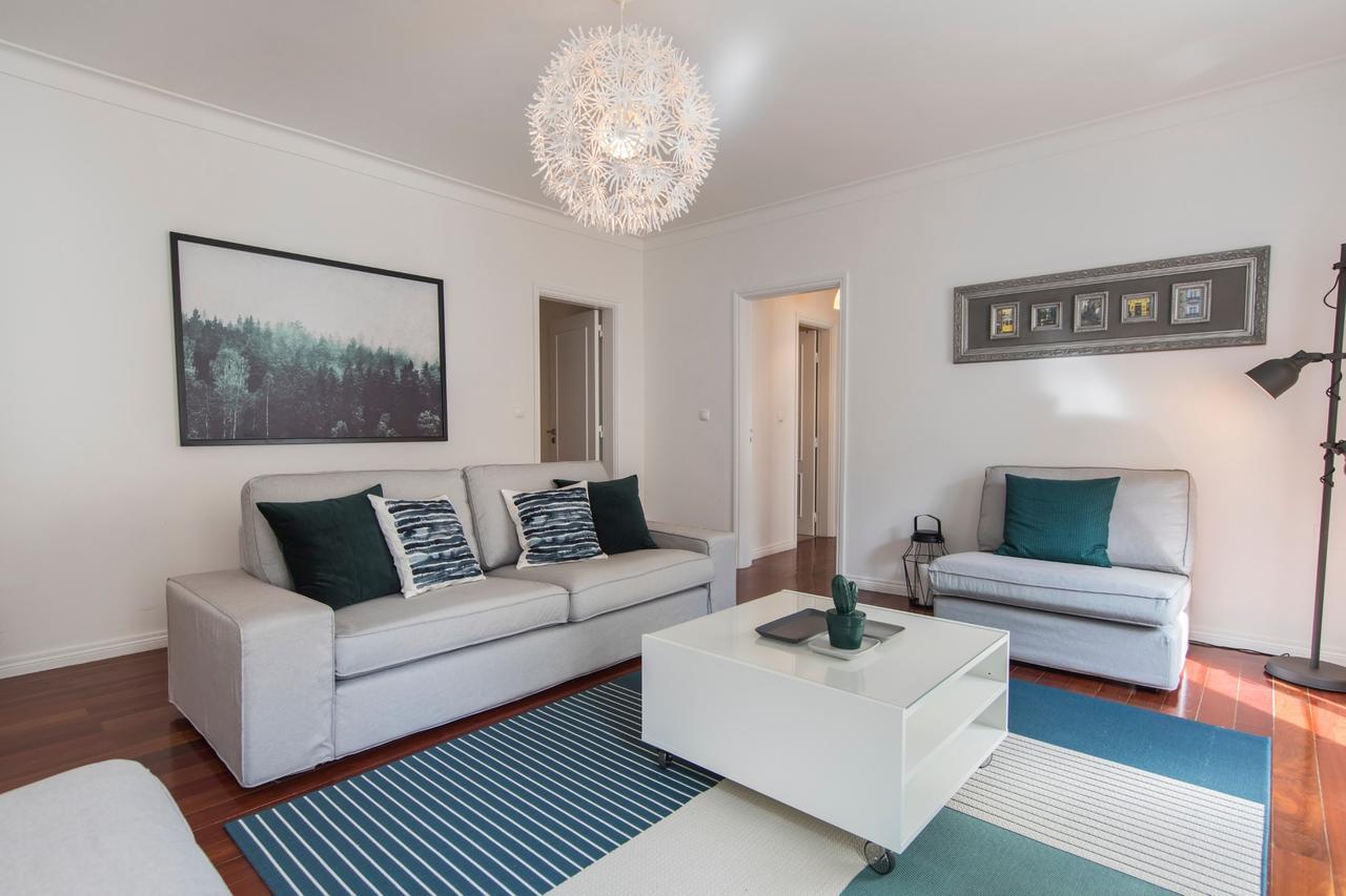Lovelystay - Bica Patio Duplex Apartamento