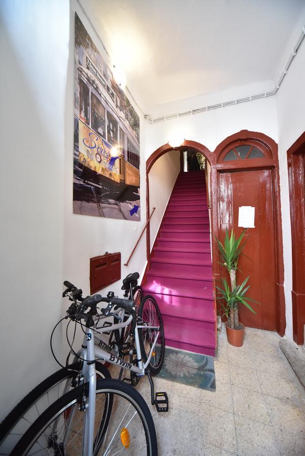 Hostal Simplicity Rooms & Suites *