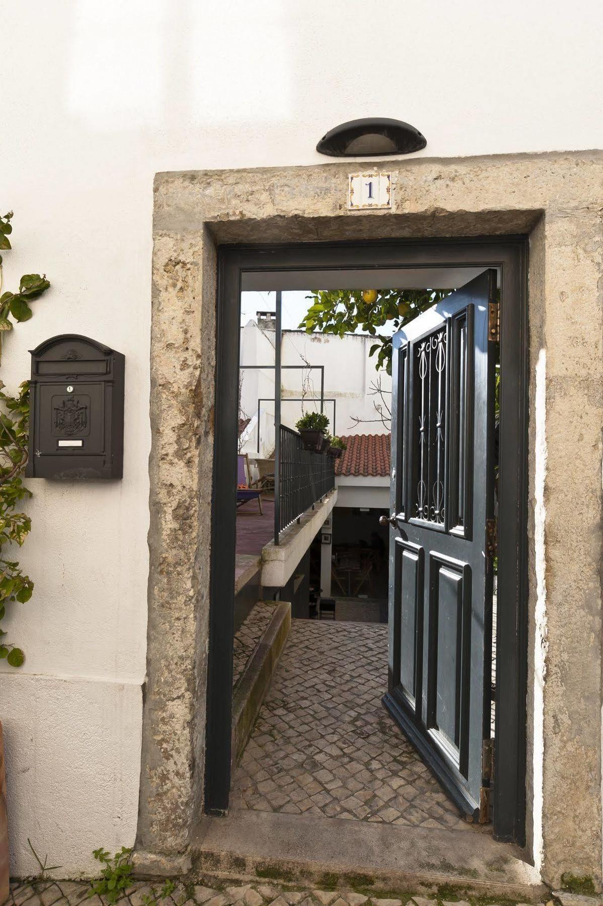 Casa Do Bairro By Shiadu