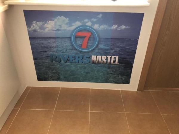 Hostal 7 Rivers *