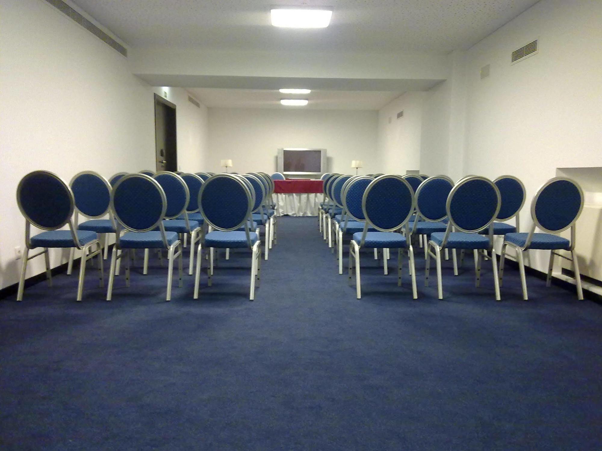 Vip Executive Saldanha Hotel 4*