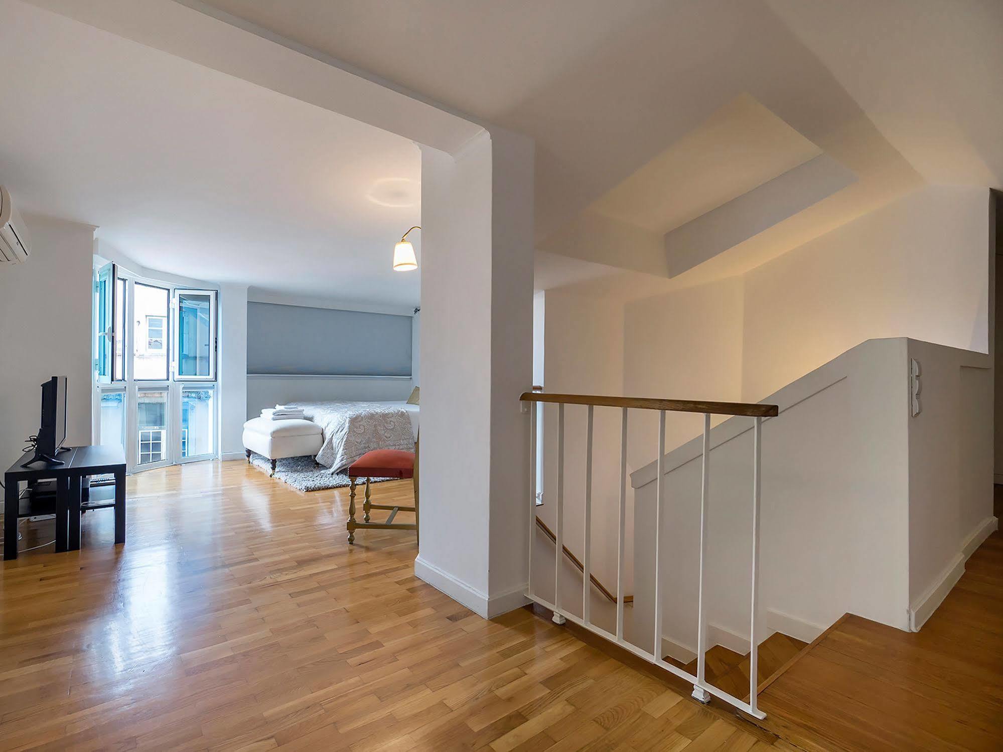 Bed and breakfast Shiado Suites 4*