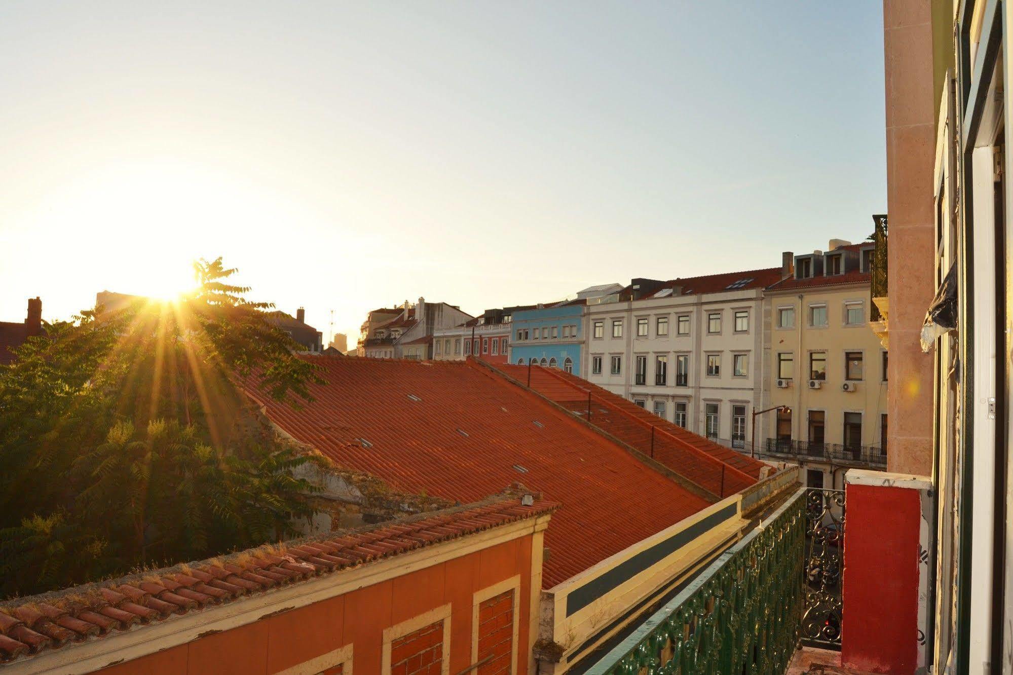 Bairro Alto Pensión 2*