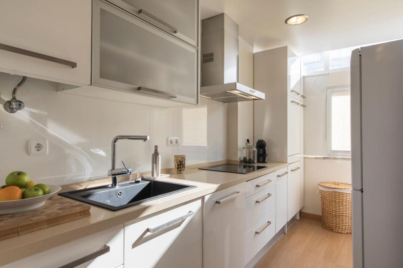 Lovelystay - 2 Bedroom Belem Wonder *
