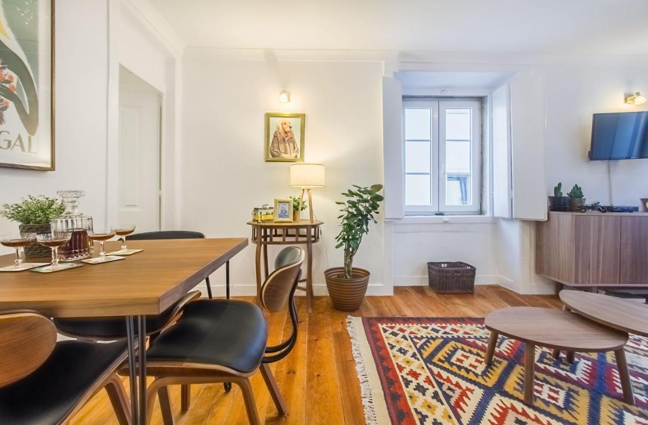 Unique And Stylish Flat In Historic *