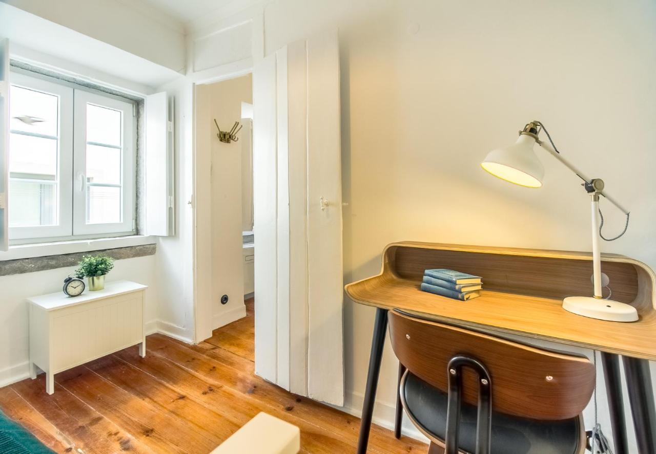 Unique And Stylish Flat In Historic * Lisboa