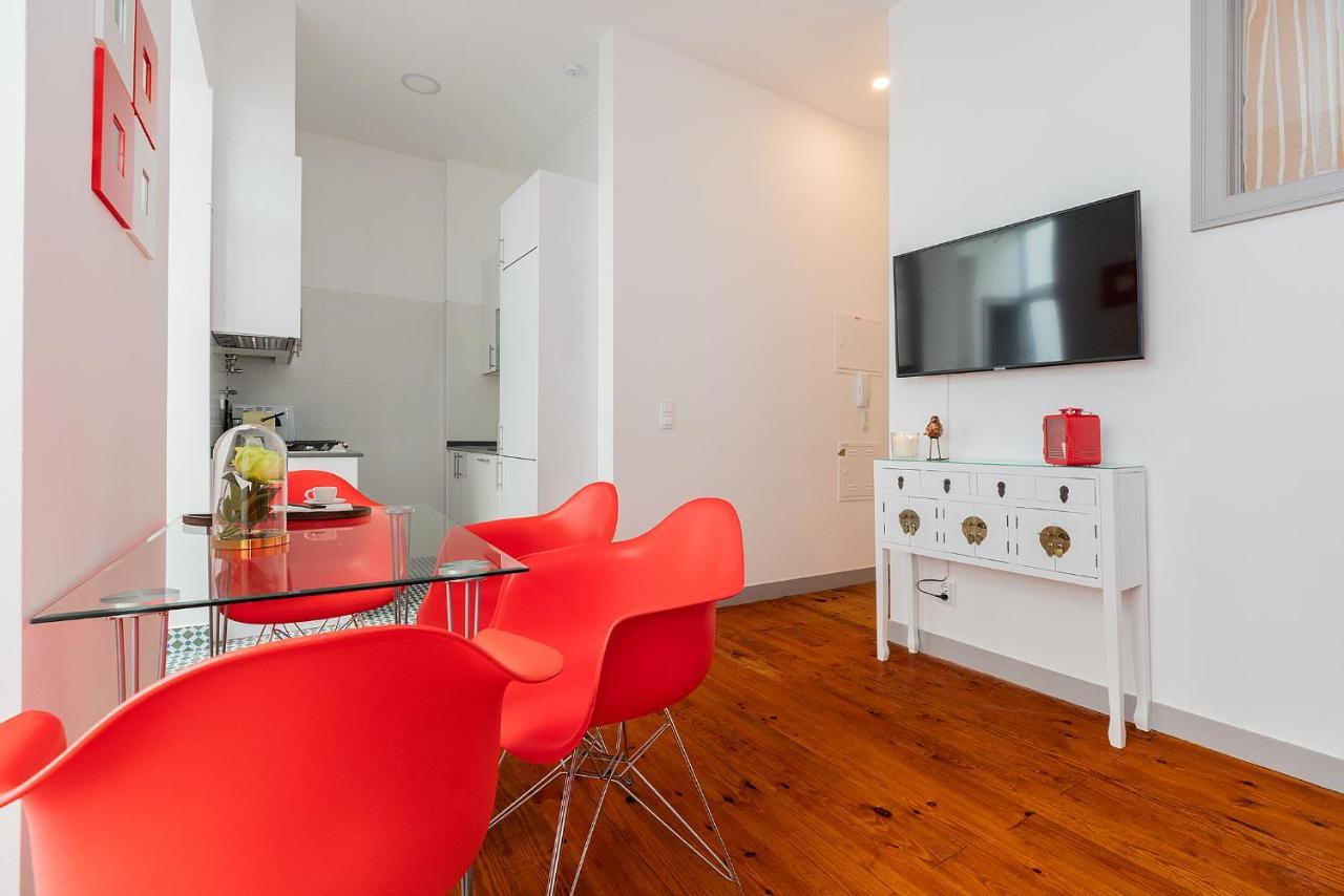 Times Apartment *