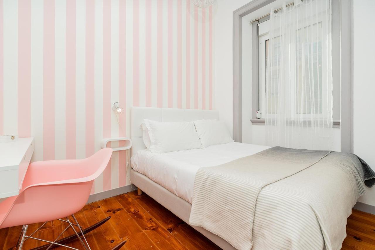 Times Apartment *