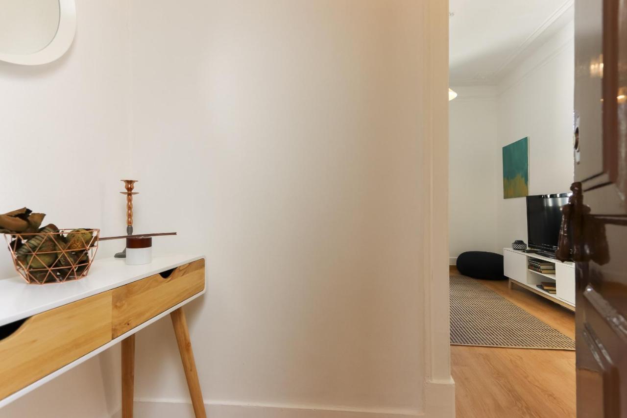Apartment Charming Avenida By Homing *