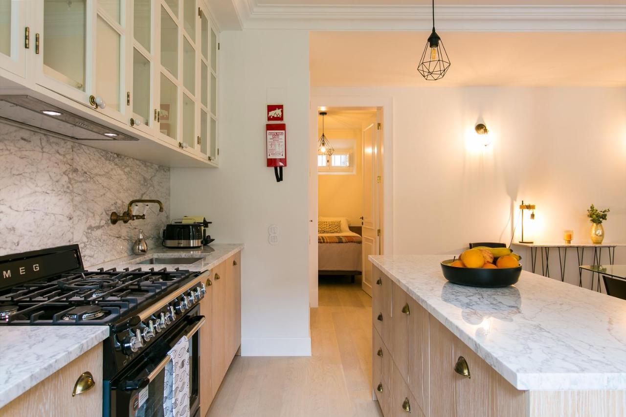 Apartment Joivy Stunning 2br With Garden, By The Avenida Subway And Botanical Garden Of Lisbon