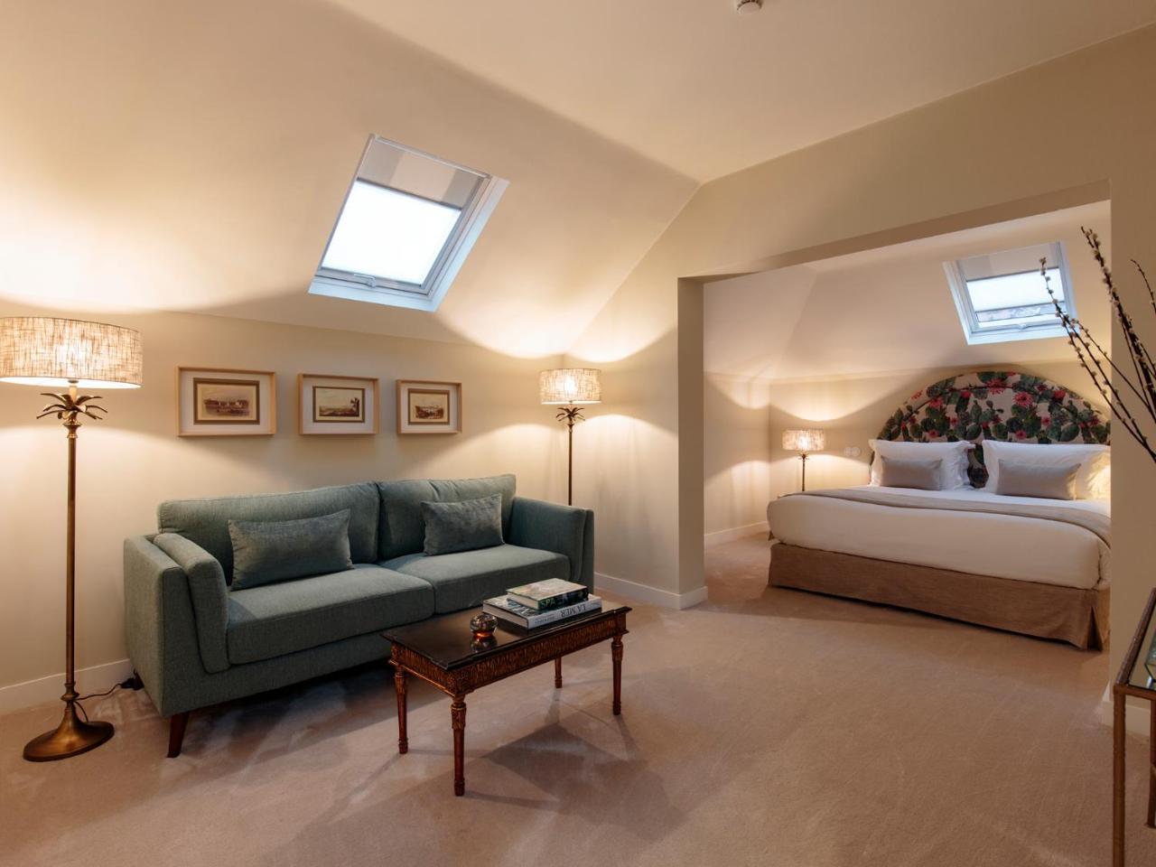 Pensión Dear - Valmor Palace 4*