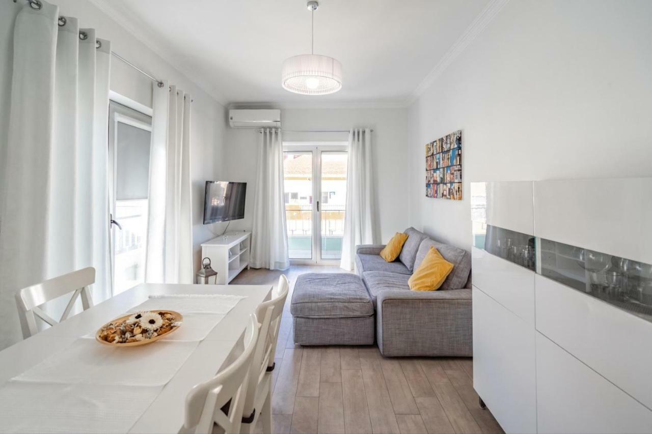 Apartment Akicity Graca Alure Lisbon