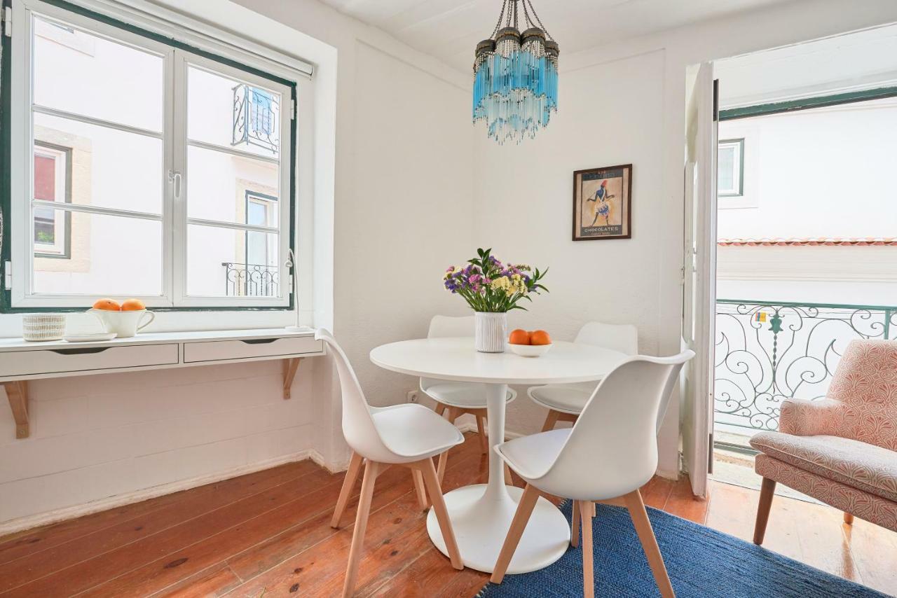 Apartamento Alfama Light-filled Apartment, By Timecooler Lisboa