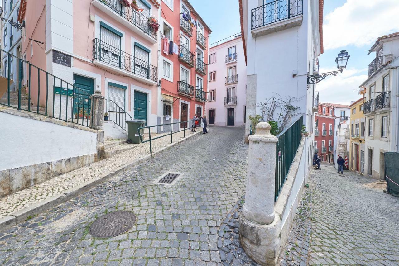 Alfama Light-filled Apartment, By Timecooler * Lisboa