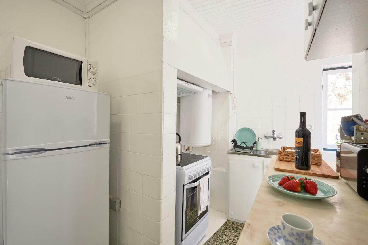 Alfama Light-filled Apartment, By Timecooler Apartamento *