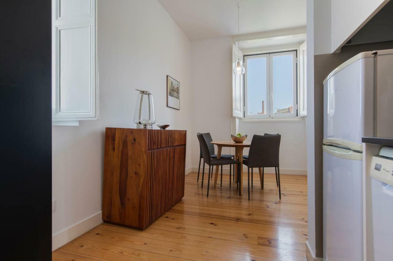 Lovelystay - Sunny Santa Catarina I Apartment Lisbon
