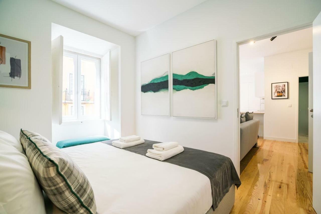 Modern In Chiado