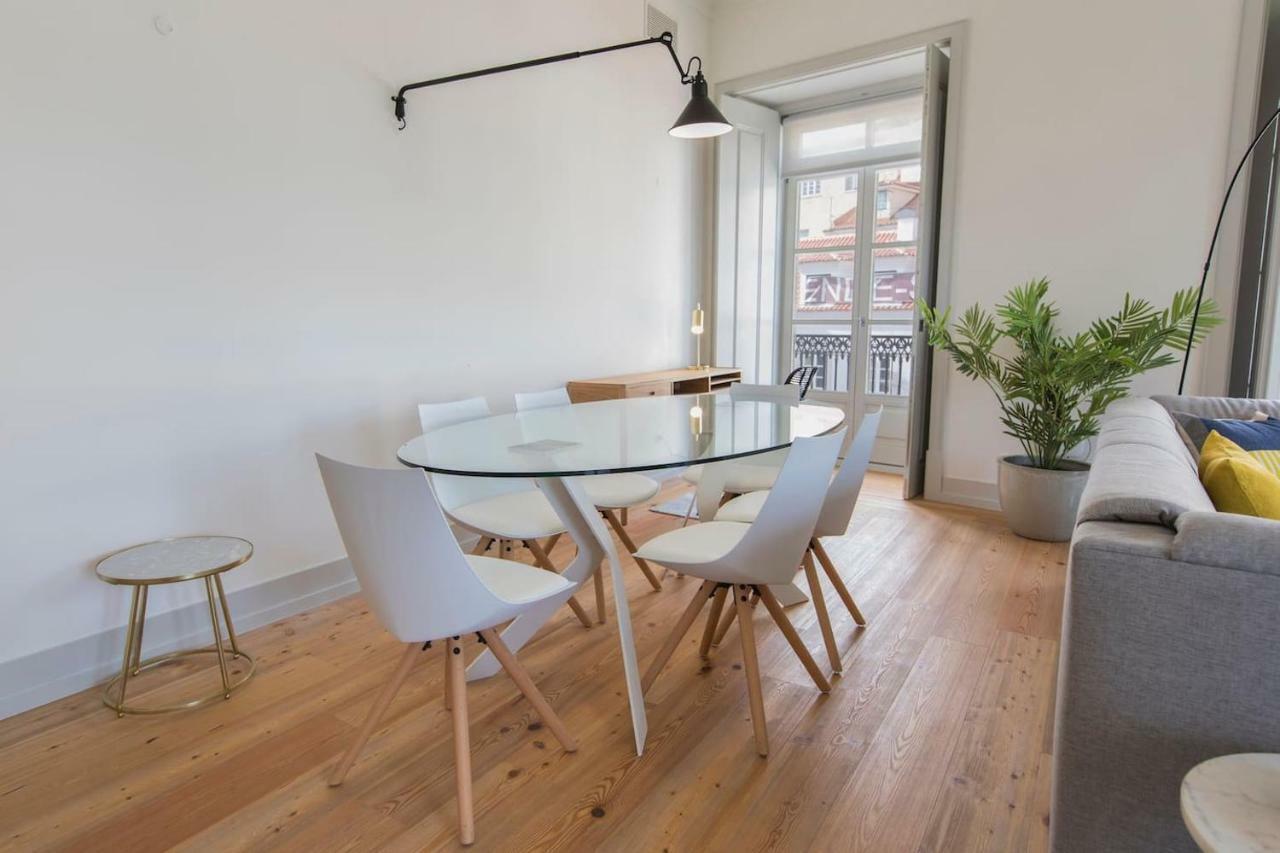 Apartamento Unique 2 Bdr River View Baixa Alfama C