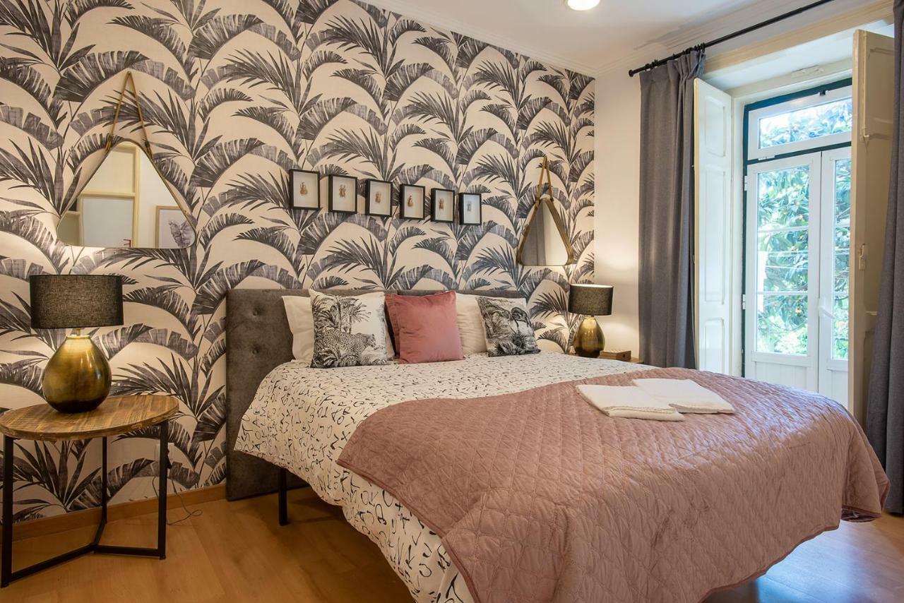 Liverpool Tree Apartment *
