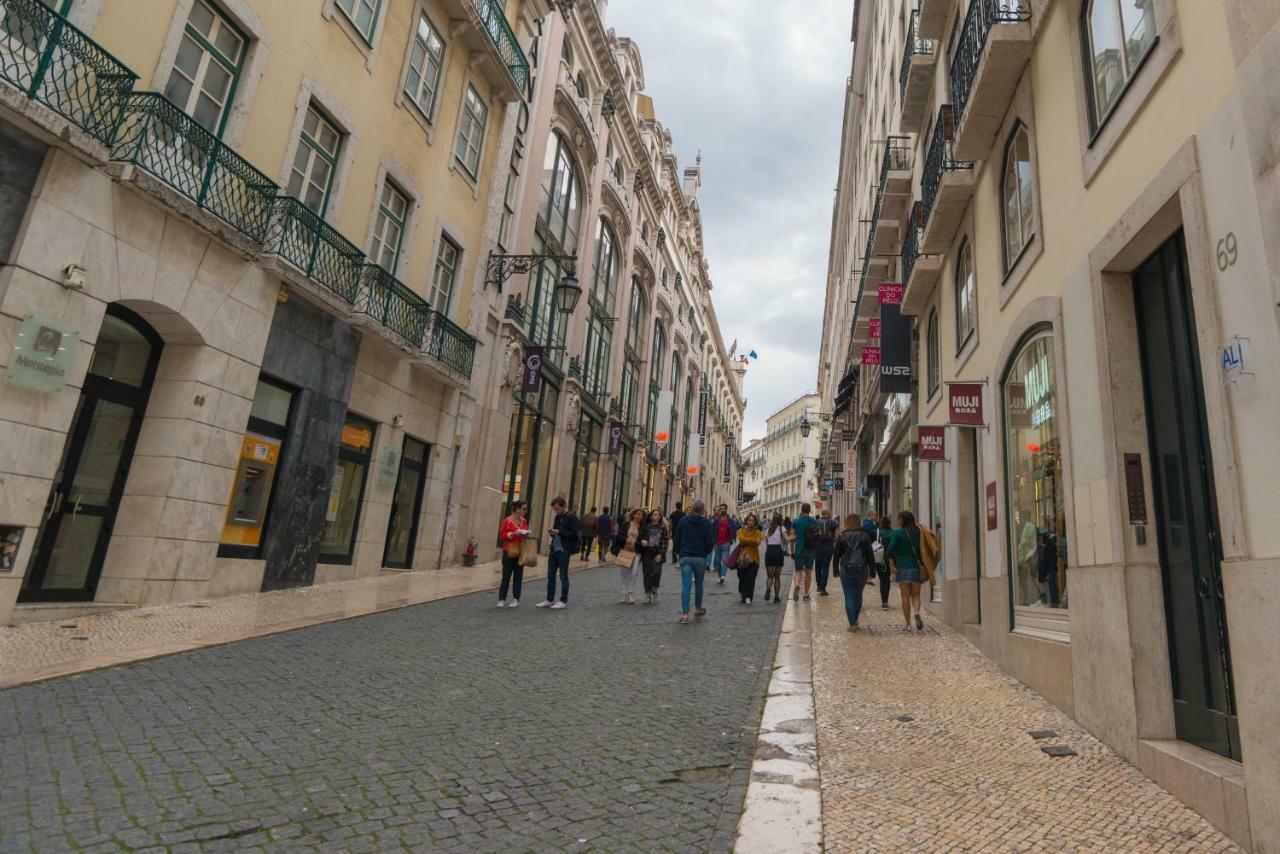 Joivy Chiado Self Check-in 2-br Flat With Parking Lisboa