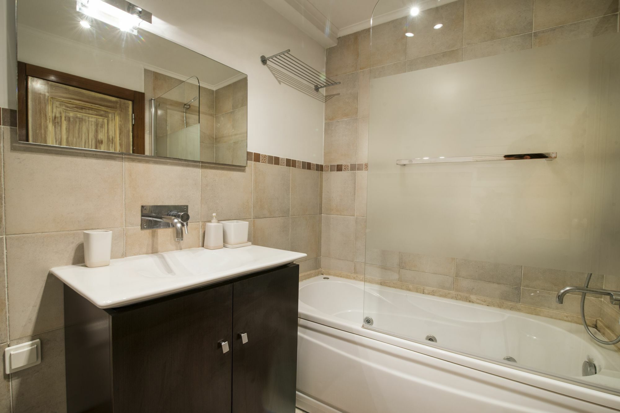 Grand Parliment Duplex By Homing Apartamento