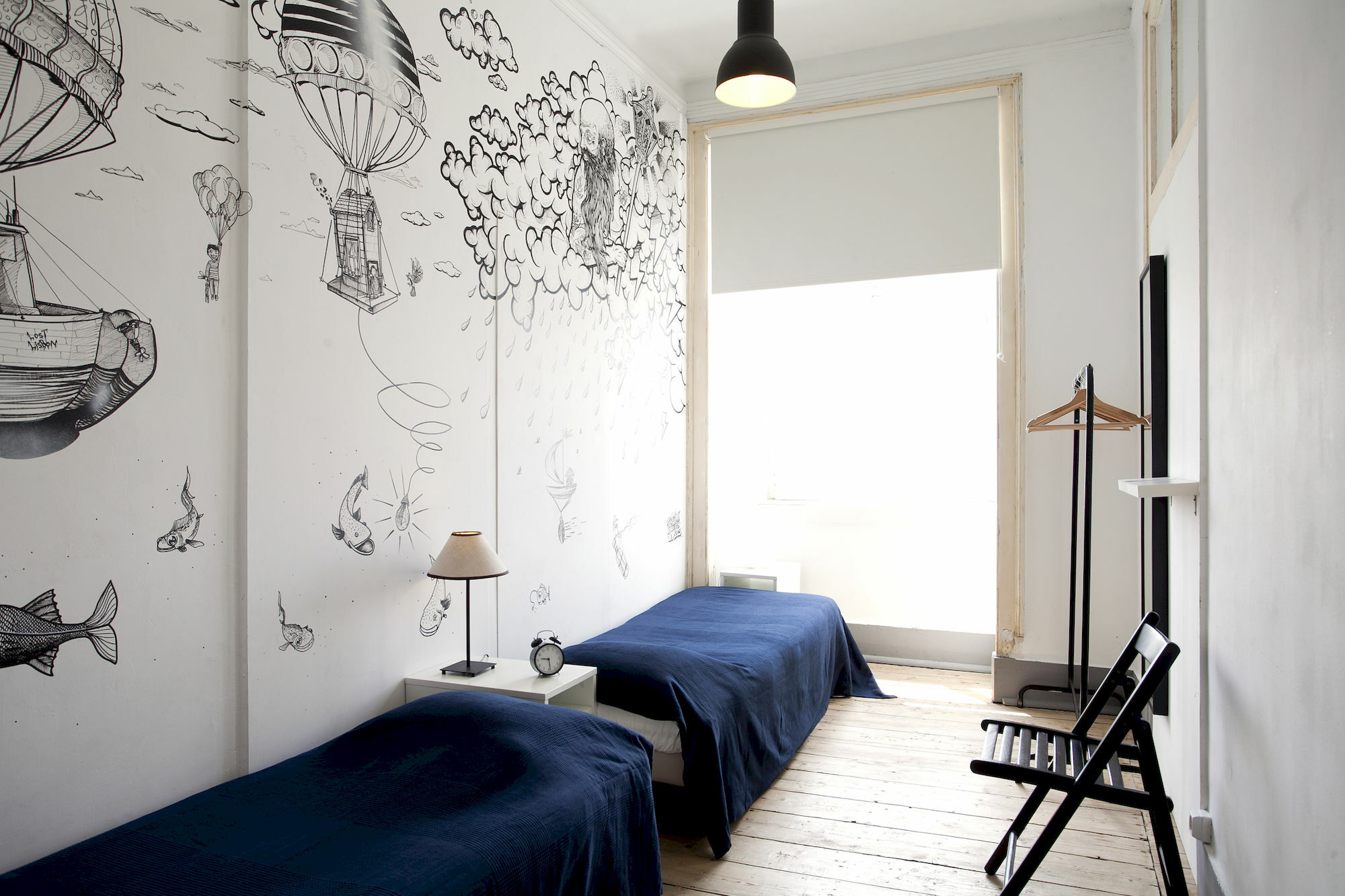 Lost :: Cais House 3*