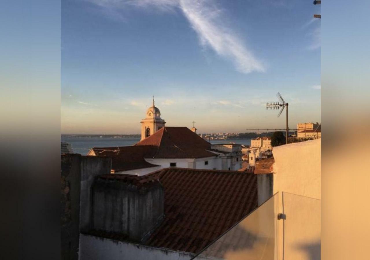 Cosy Alfama Hideout - With Rooftop Terrace Apartamento