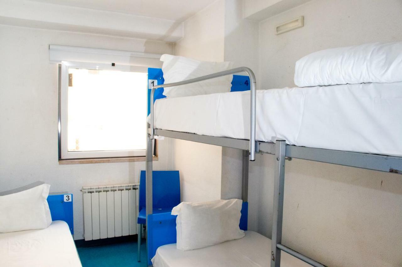 Hostal Hi - De Juventude *