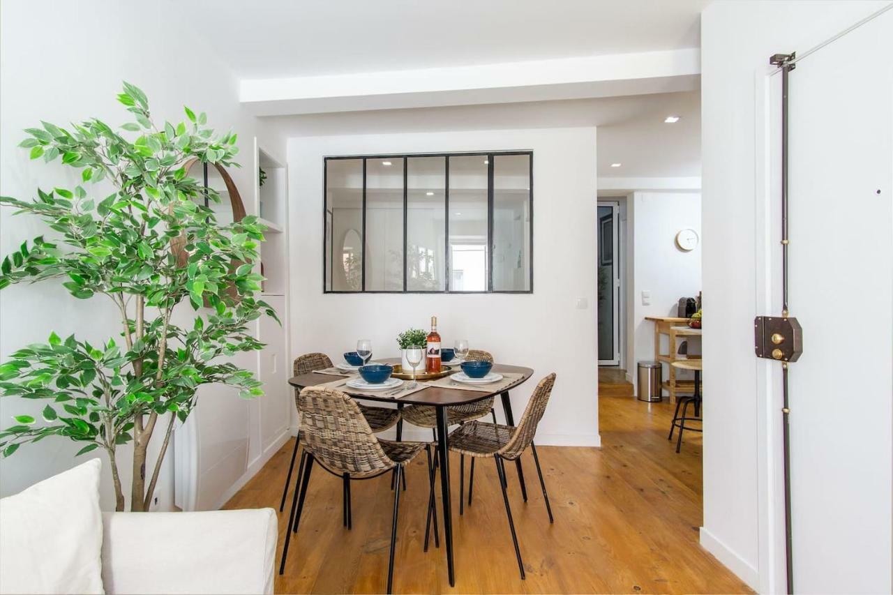 Lovelystay - Traditional Alfama View Lisboa