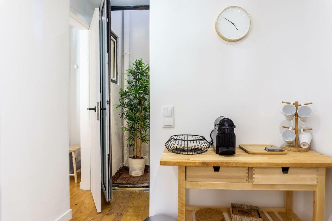 Lovelystay - Traditional Alfama View Apartamento *