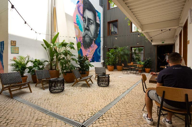 Hostal Selina Secret Garden Lisboa