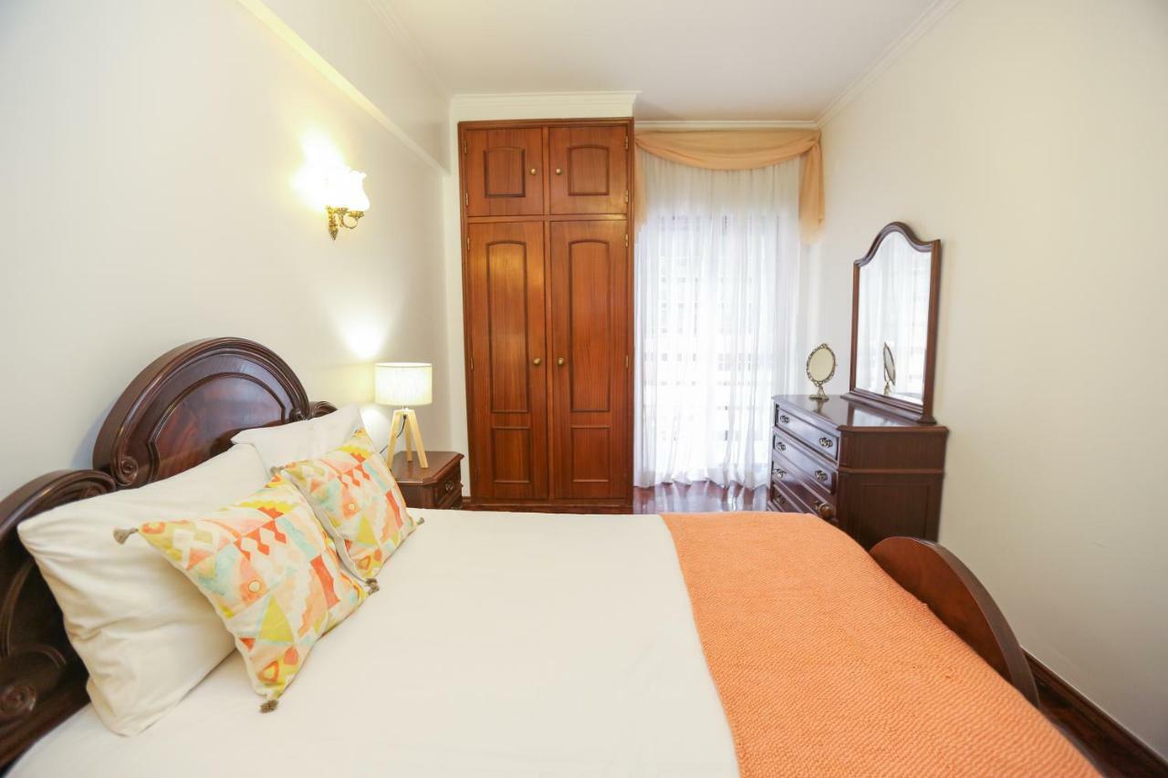 Like-home-t4-bright Benfica Apt-terrace * Lisboa