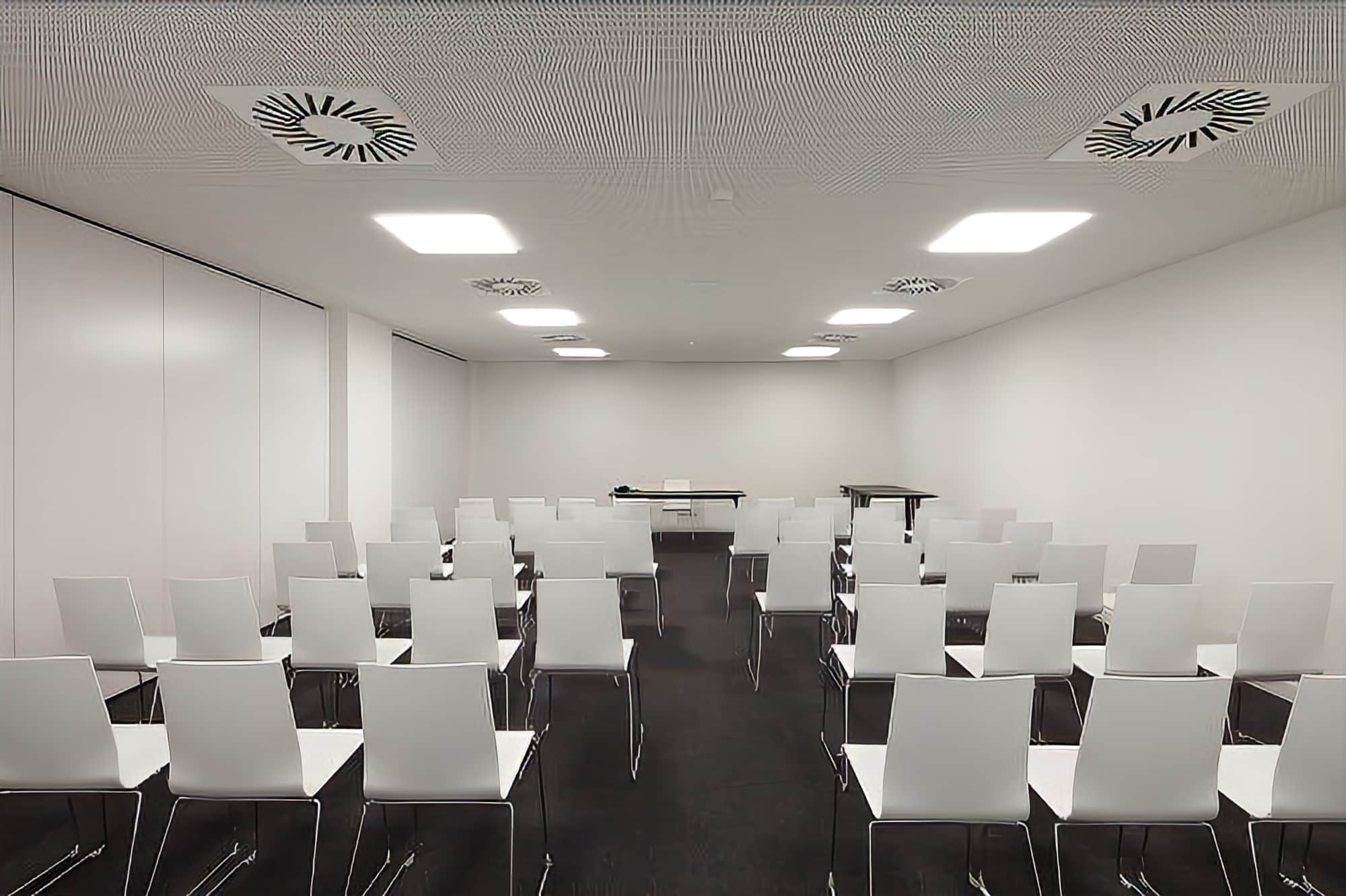 3k Europa Hotel 4*