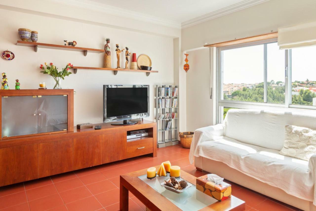 Apartamento Lovely 2 Bedroom With Terrace In Cascais Lisboa
